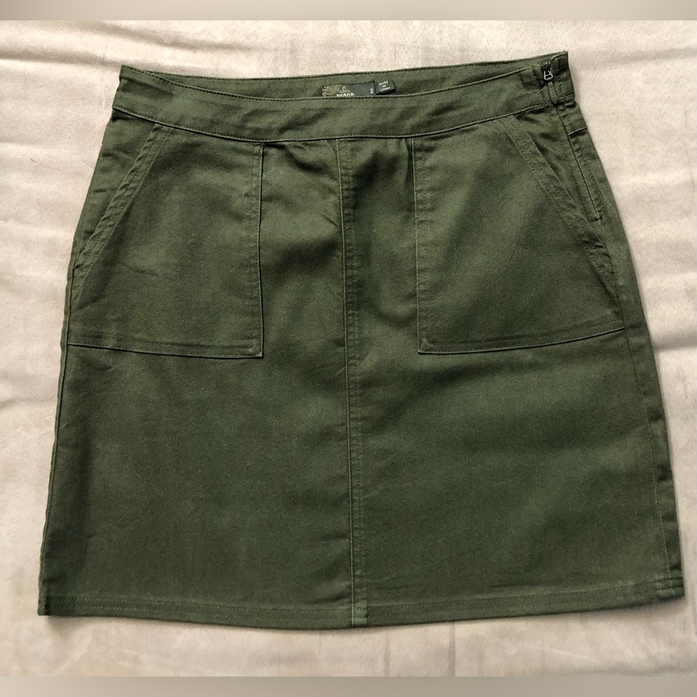 PrAna Women’s size 2 Kara skirt cargo green
